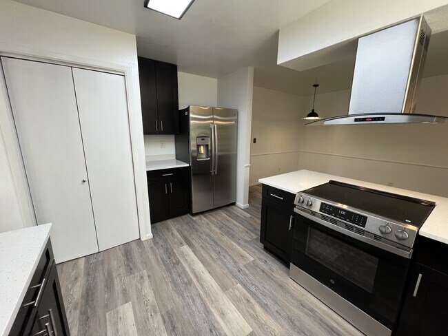 4125 Apache Rd in Boulder, CO - Building Photo - Building Photo