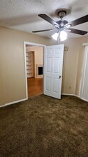 6701 Sands Point Dr in Houston, TX - Building Photo - Building Photo