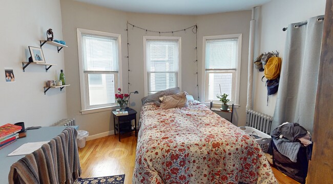 23 Tufts St, Unit 2 in Cambridge, MA - Building Photo - Building Photo