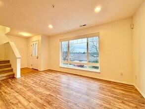 7106 134th Ct SE in Newcastle, WA - Building Photo - Building Photo