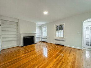4412 Volta Pl NW in Washington, DC - Building Photo - Building Photo