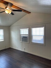 834 Lakeview Dr in Redding, CA - Building Photo - Building Photo