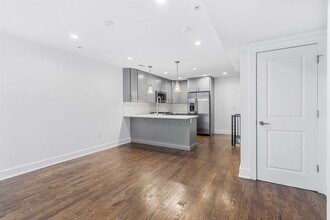 1649 E Eyre St in Philadelphia, PA - Building Photo - Building Photo