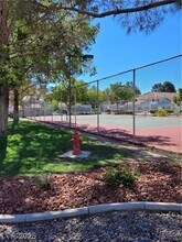 8804 River Pines Ct in Las Vegas, NV - Building Photo - Building Photo