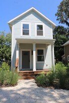952 Alexander St in St. Augustine, FL - Building Photo