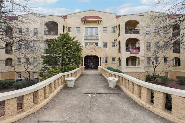 property at 2855 Peachtree Rd NE