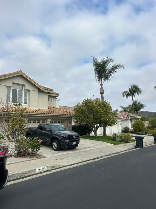 3204 Sangre De Toro in San Clemente, CA - Building Photo - Building Photo