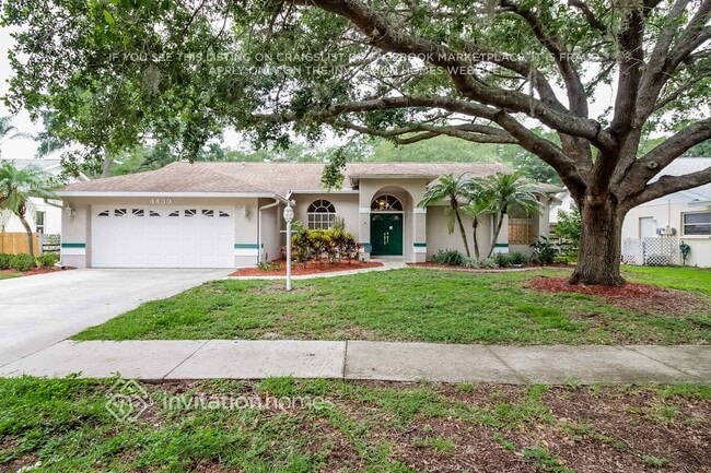 4439 Diamond Cir W in Sarasota, FL - Building Photo - Building Photo