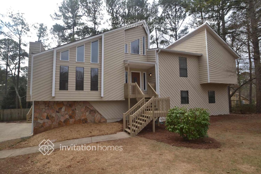 752 Alison Jane Ct NE in Kennesaw, GA - Building Photo