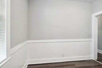 504 W 48th St in Savannah, GA - Building Photo - Building Photo