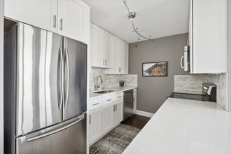 345 N La Salle Dr in Chicago, IL - Building Photo - Building Photo