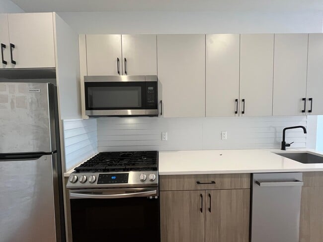 546 Martin Luther King Jr Dr