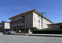 El Romano Apartments in Hawthorne, CA - Building Photo - Building Photo