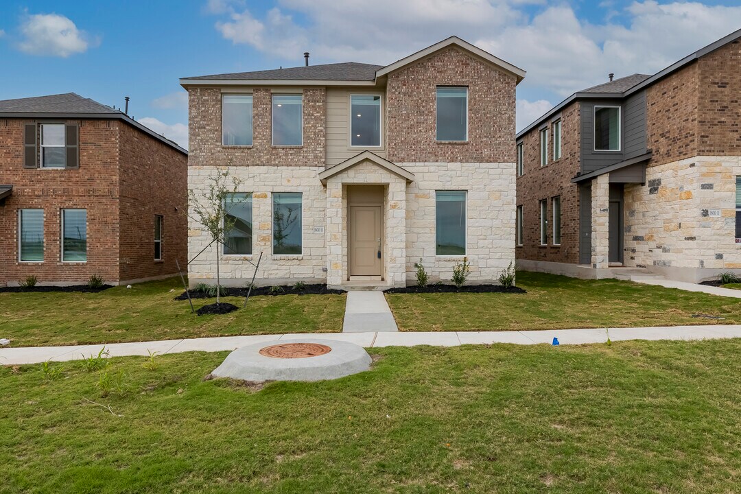 18010 Cedar Waxwing Wy in Pflugerville, TX - Building Photo