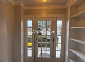 3410 N Columbia Cir in Spokane, WA - Building Photo - Building Photo