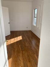 461 W 10th St, Unit 2 in Pittsburg, CA - Building Photo - Building Photo