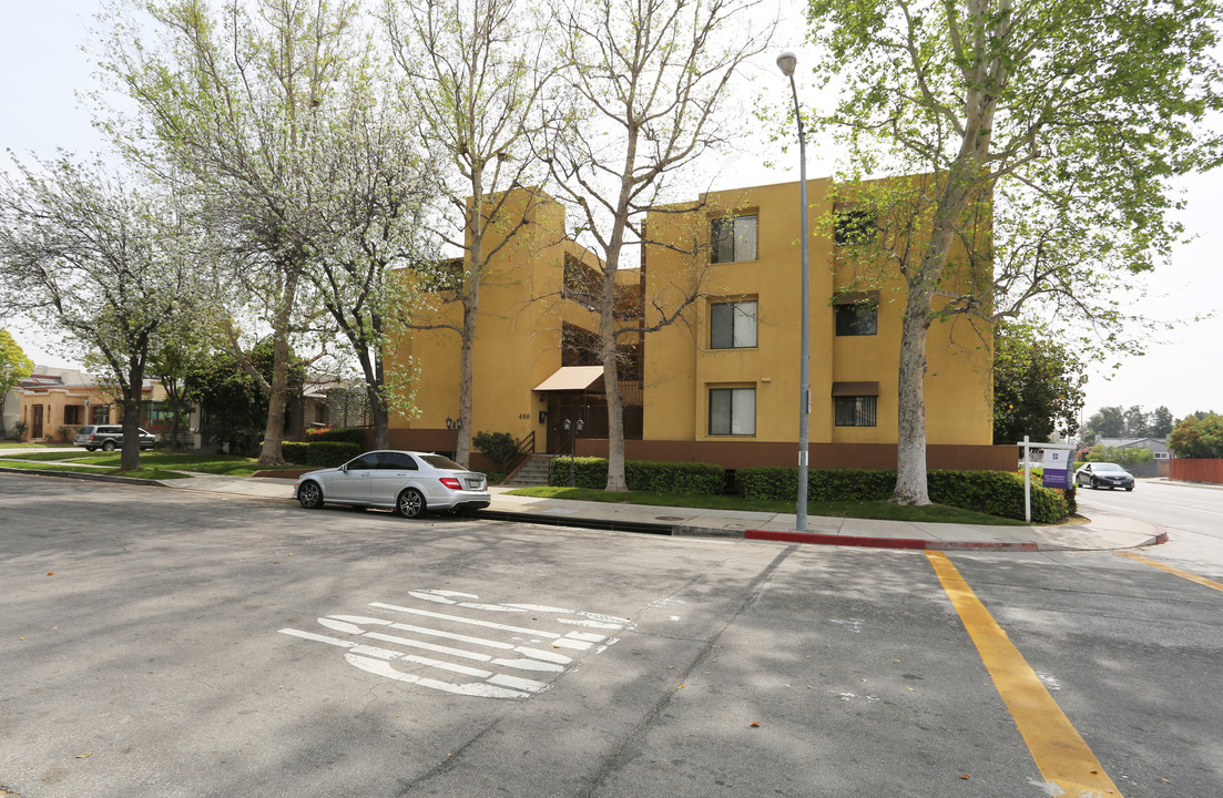 466 Milford St in Glendale, CA - Building Photo