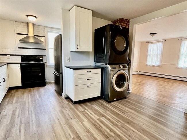 8 North Road, A in Richmond, RI - Foto de edificio - Building Photo