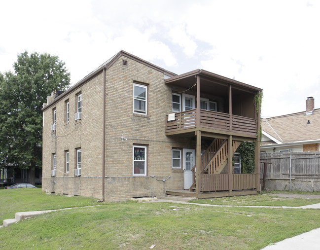 1047 S 32nd St in Omaha, NE - Building Photo - Building Photo