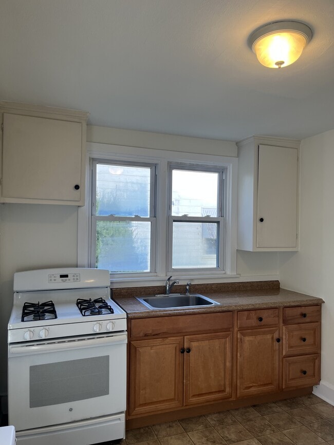 property at 520 Hollingsworth Ave