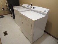 555 Roosevelt St S photo'