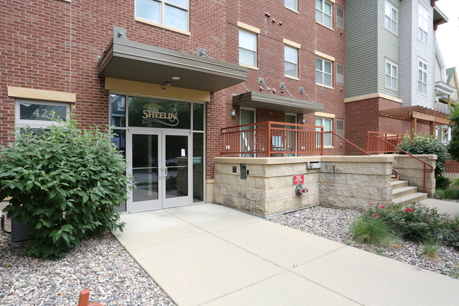 Sheelin Apartments in Madison, WI - Foto de edificio - Building Photo