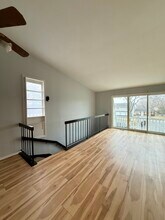 330 Hampton Ct in Bloomingdale, IL - Building Photo - Building Photo