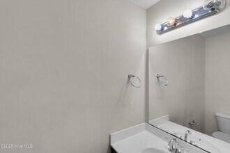 308 Glen Cannon Drive in Jacksonville, NC - Building Photo - Building Photo