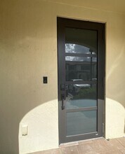 10606 West 33rd Ct in Hialeah, FL - Building Photo - Building Photo