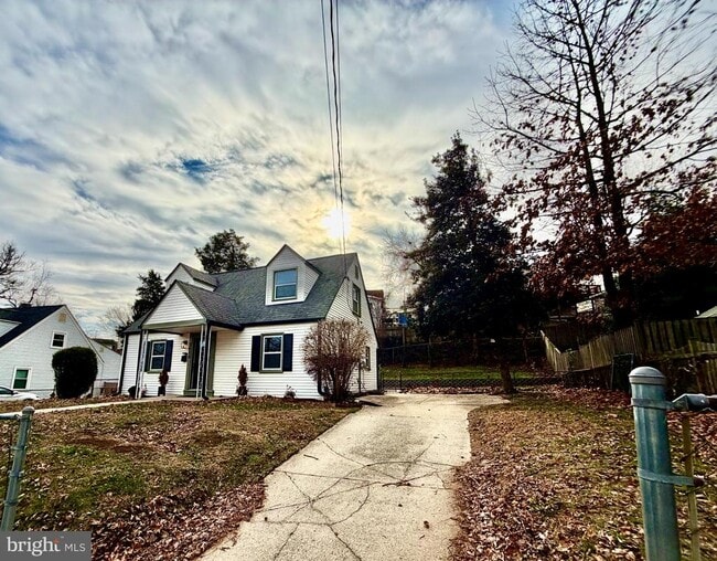 2415 Fairhaven Ave in Alexandria, VA - Building Photo - Building Photo