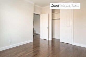 Private bedroom in 4 bed/1 bath Home in New York, NY - Building Photo - Building Photo