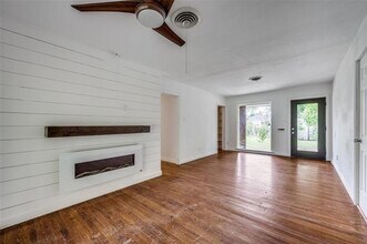 917 W Washington St in Sherman, TX - Building Photo - Building Photo