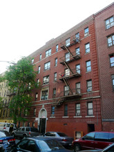 2490 Davidson Ave in Bronx, NY - Building Photo - Building Photo