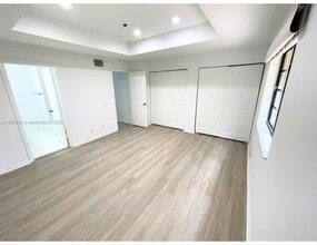 3809 Tree Top Dr in Weston, FL - Building Photo - Building Photo