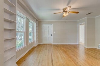4021 Locke Ave in Fort Worth, TX - Building Photo - Building Photo