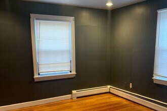 17 Pine St, Unit North-425 in Trumbull, CT - Building Photo - Building Photo