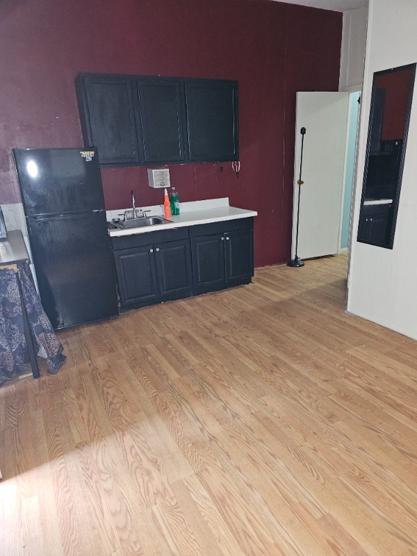 property at 5408 Phillips Cir