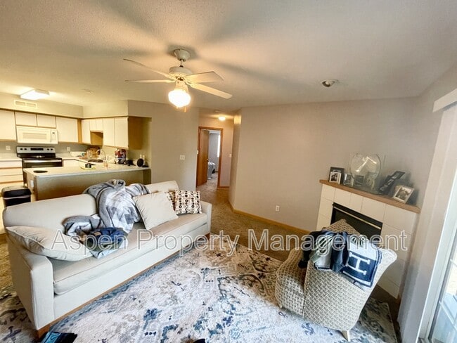 property at 2262 Holiday Rd