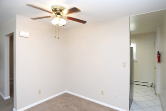 Garden View Apartments in East Windsor, NJ - Building Photo - Interior Photo