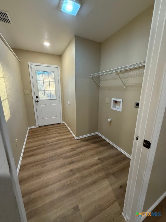 property at 2100 Farm To Market Rd 2722