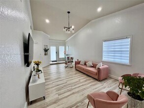 14610 SW 171st Terrace in Miami, FL - Building Photo - Building Photo