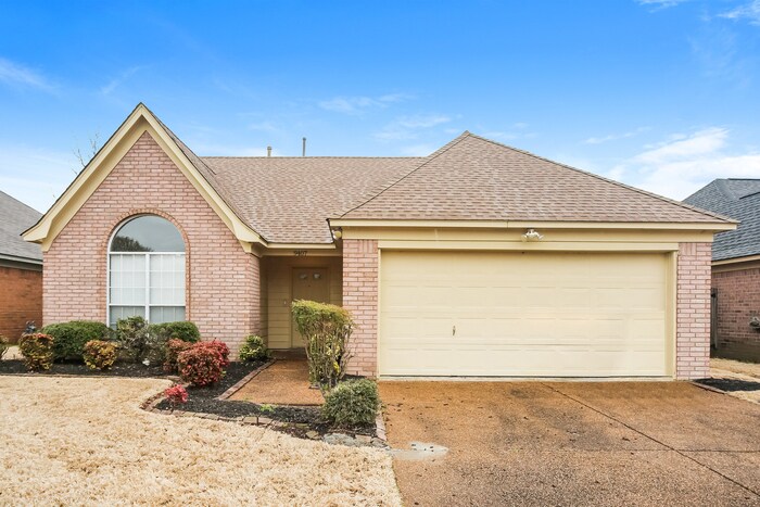 9407 Garden Woods Dr in Memphis, TN - Building Photo