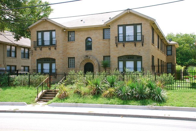 2309 N Fitzhugh Ave in Dallas, TX - Building Photo - Building Photo