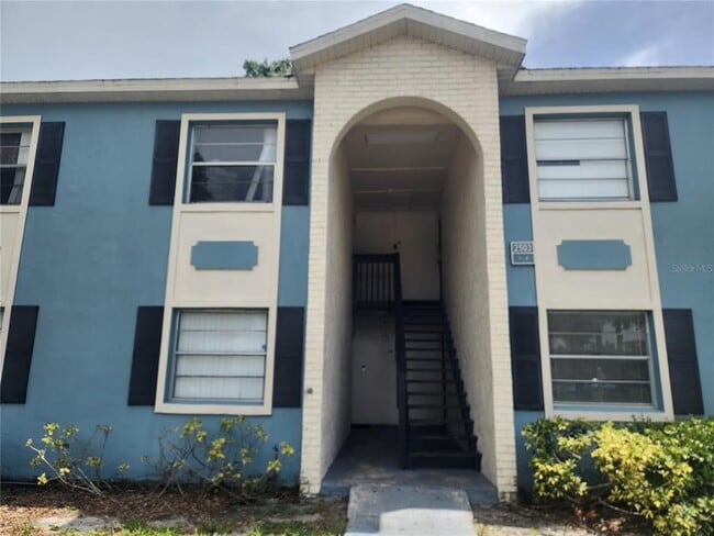 property at 2503 N Alafaya Trail