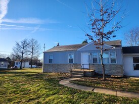 13131 East Ln in St. Louis, MO - Building Photo