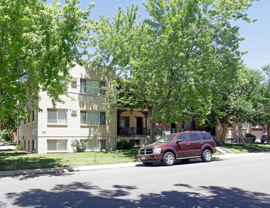 4101 E Iowa Ave in Denver, CO - Foto de edificio