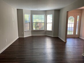 3195 Hunting Creek Pass in Douglasville, GA - Building Photo - Building Photo