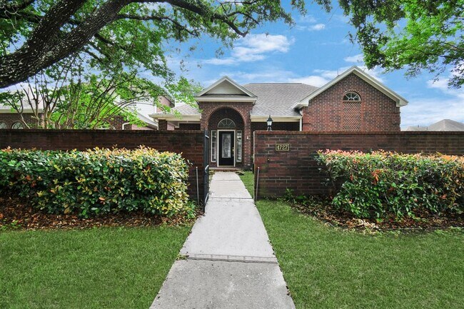 4727 Cashel Castle Dr in Houston, TX - Building Photo - Building Photo