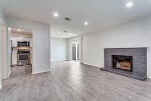 13314 Goodland Pl in Farmers Branch, TX - Building Photo