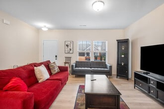 3107 Highlander Pt in Greensboro, NC - Building Photo - Building Photo